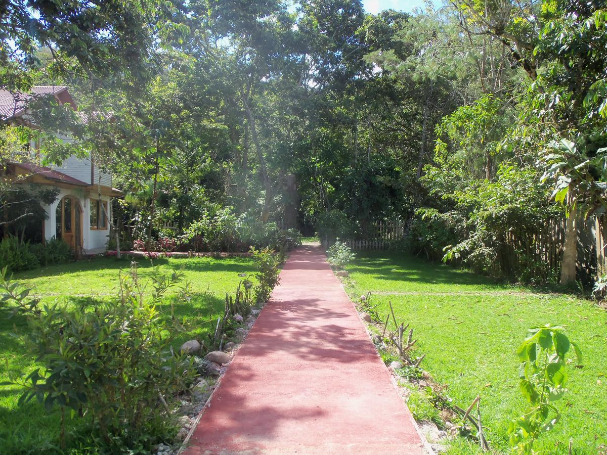 הוילה אוקסאפמפה Refugio De Orquideas מראה חיצוני תמונה